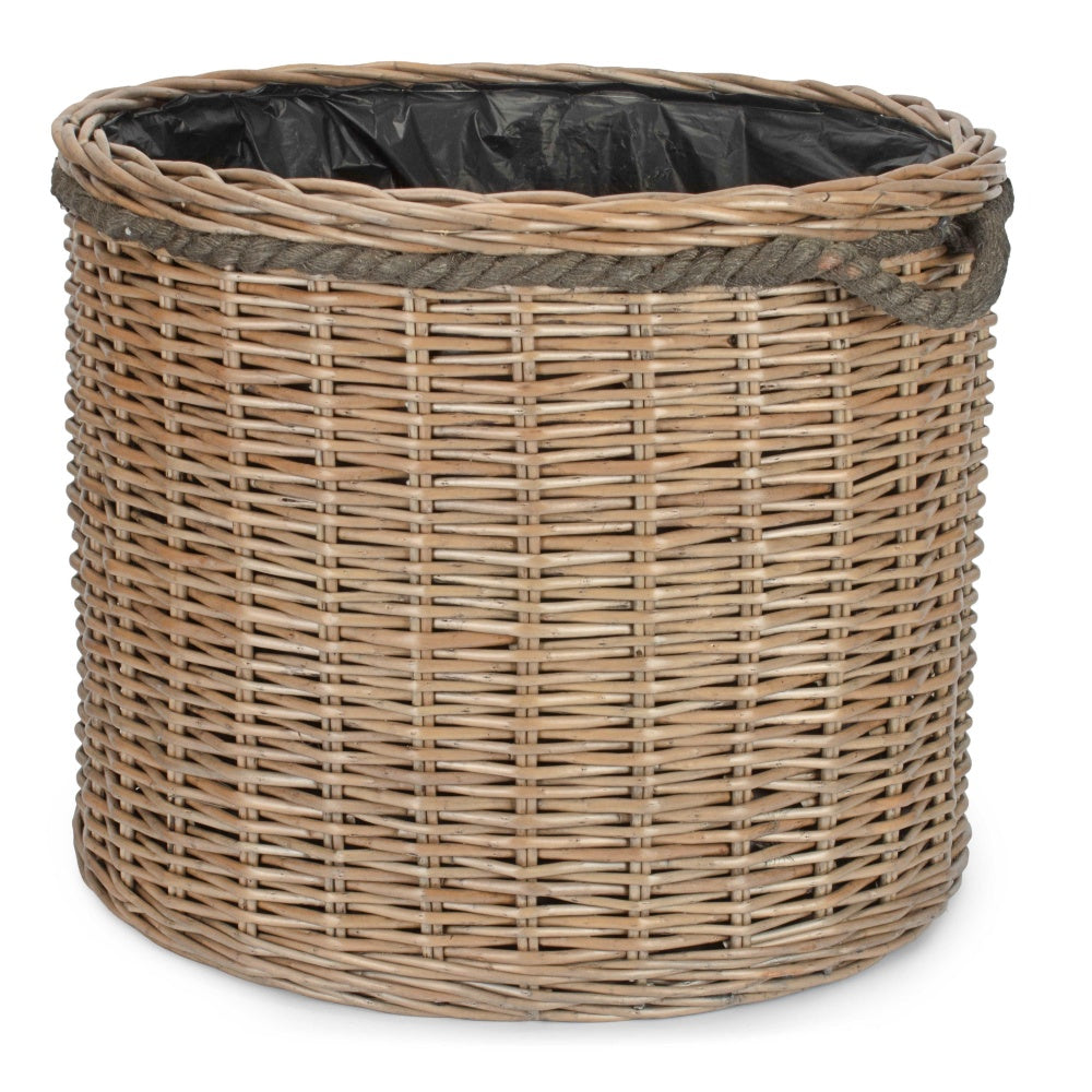 Round Willow Patio Planter With Black Plastic Lining