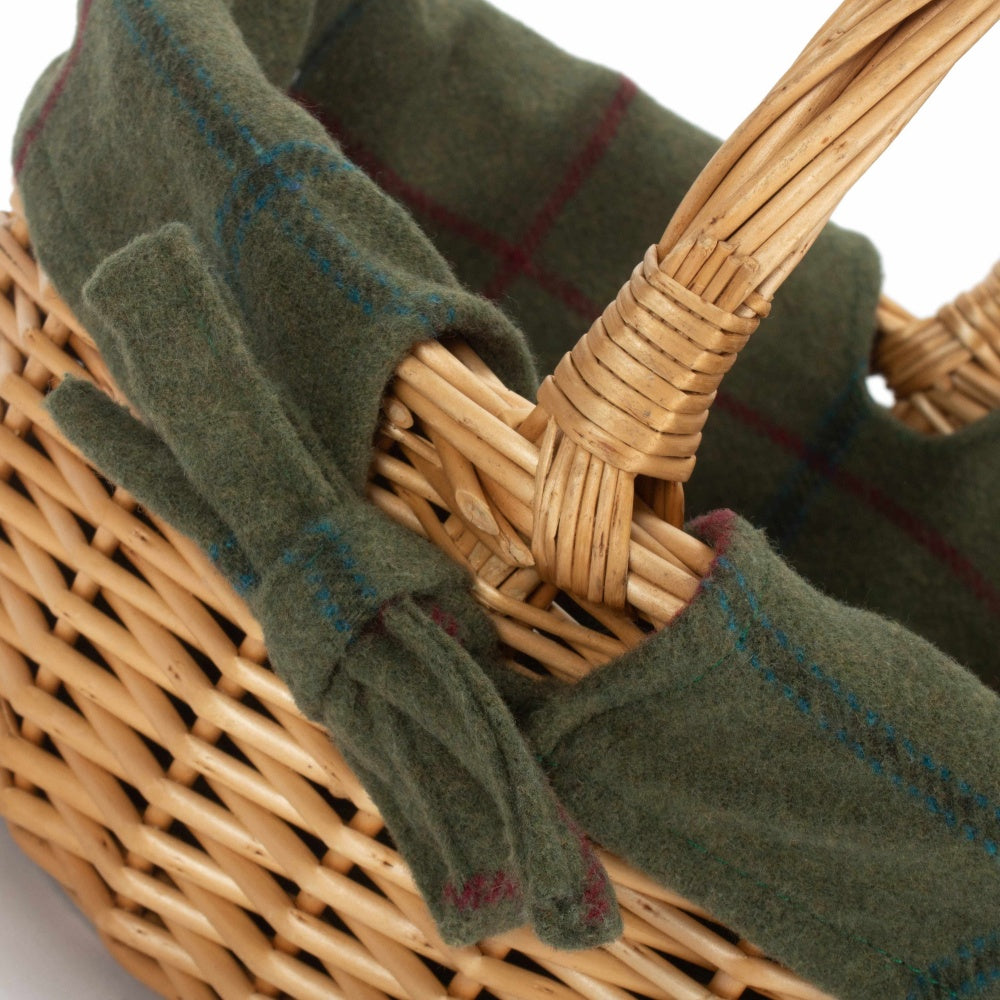 Full Buff Willow Children’s Oval Wicker Shopping Basket with Lining